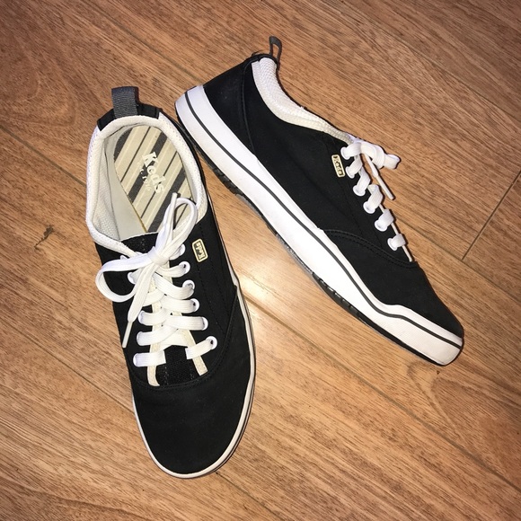 keds stretch canvas